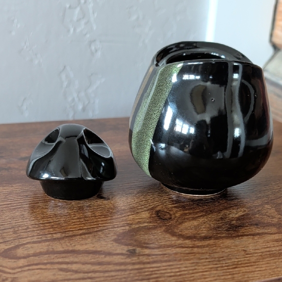 Sango Avanti Flair Black Sugar Bowl Stoneware Vase with Tan Green Stripes - Picture 3 of 7